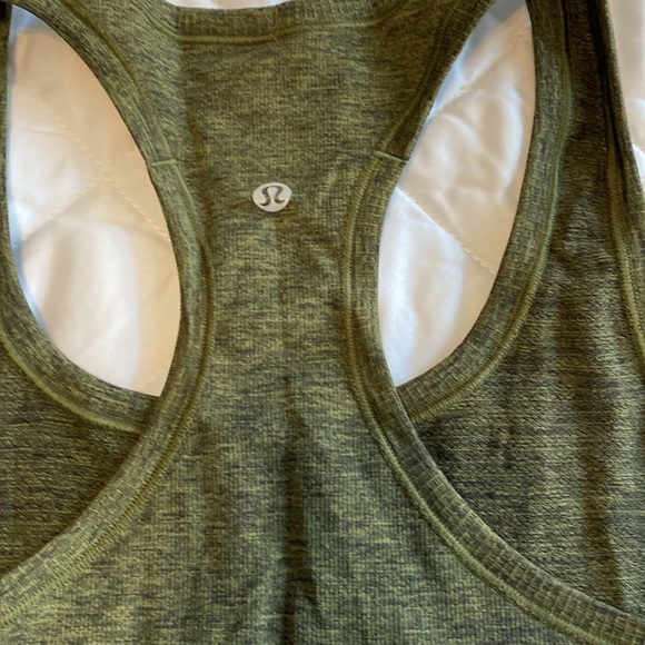 Lululemon Swiftly Tank top - Picture 4 of 4